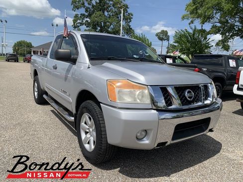 Used 2012 Nissan Titan SV w/ SV Value Truck Pkg AWD/4WD image 1