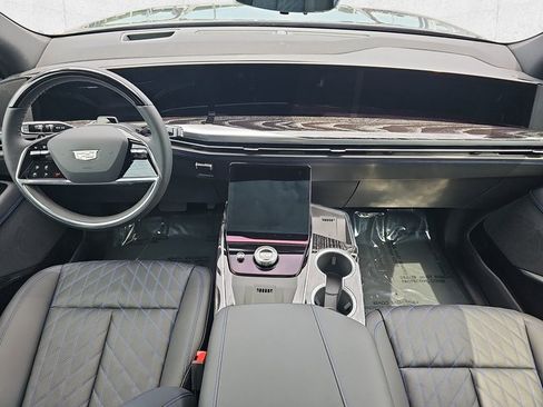 New 2026 Cadillac Escalade IQ Sport 1 w/ LPO, ONYX Package image 9