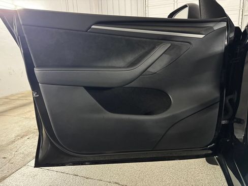 Used 2024 Tesla Model Y Performance AWD/4WD image 34