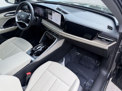Used 2026 Audi Q5 Premium AWD/4WD image 13