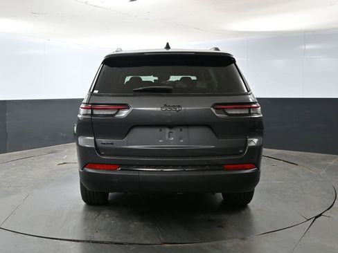 New 2025 Jeep Grand Cherokee L Altitude image 13