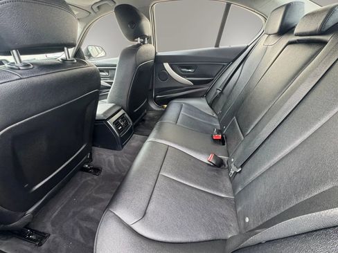 Used 2015 BMW 320i Sedan RWD image 12