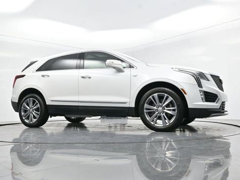 Certified 2024 Cadillac XT5 Premium Luxury w/ LPO, Floor Liner Package image 42