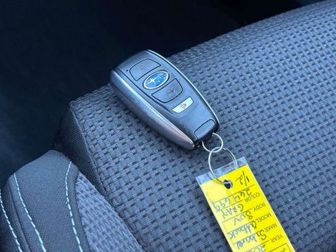 Used 2020 Subaru Outback Premium image 31