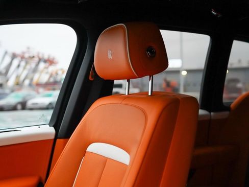 Certified 2024 Rolls-Royce Cullinan Black Badge w/ Driver's Package image 8