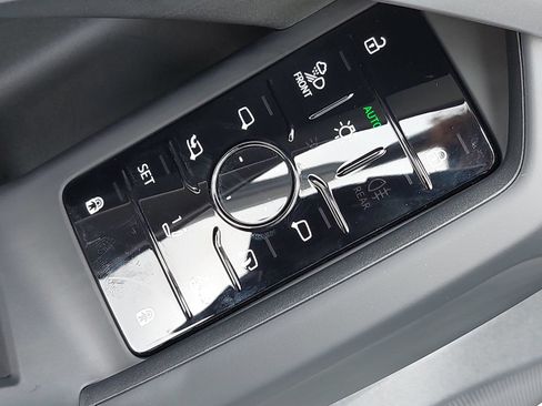Certified 2025 Audi Q5 Premium Plus w/ Premium Plus AWD/4WD image 31