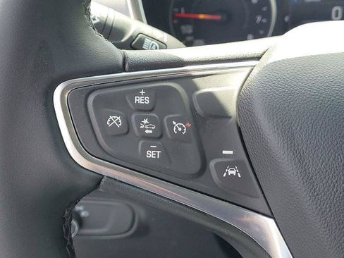 Used 2024 Chevrolet Equinox LT FWD image 9