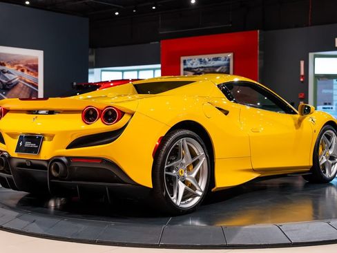 Used 2021 Ferrari F8 Tributo RWD image 48