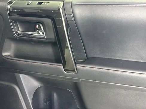 Used 2021 Toyota 4Runner Venture w/ Moonroof Package AWD/4WD image 30