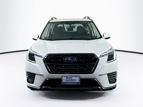 Used 2023 Subaru Forester Premium AWD/4WD image 2