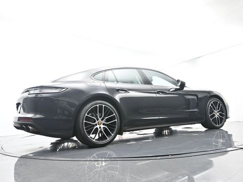 Certified 2023 Porsche Panamera Platinum Edition RWD image 50