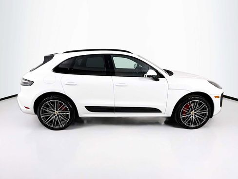 New 2026 Porsche Macan GTS image 8