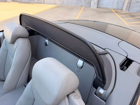 Used 2004 Mercedes-Benz SL 500 image 14