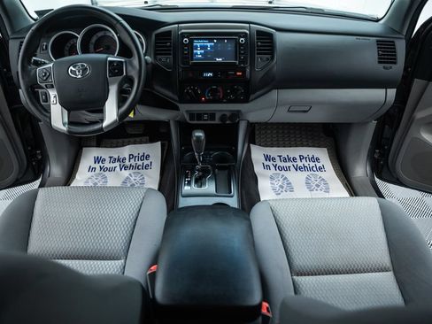 Used 2014 Toyota Tacoma PreRunner w/ Convenience Package RWD image 20