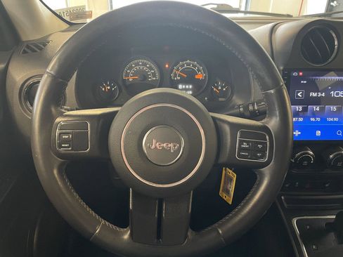 Used 2016 Jeep Patriot High Altitude image 11
