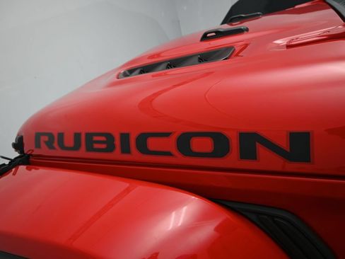 Used 2022 Jeep Gladiator Rubicon w/ LED Lighting Group AWD/4WD image 44