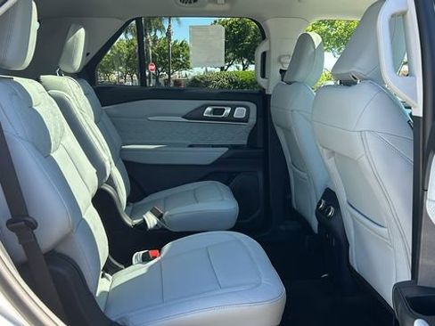 New 2026 Ford Explorer Platinum w/ LUX Leather Package image 13