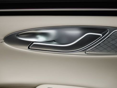New 2026 Genesis GV70 2.5T AWD/4WD image 18