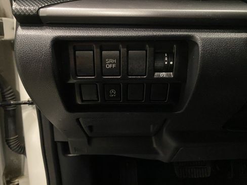Used 2023 Subaru Forester Premium AWD/4WD image 34