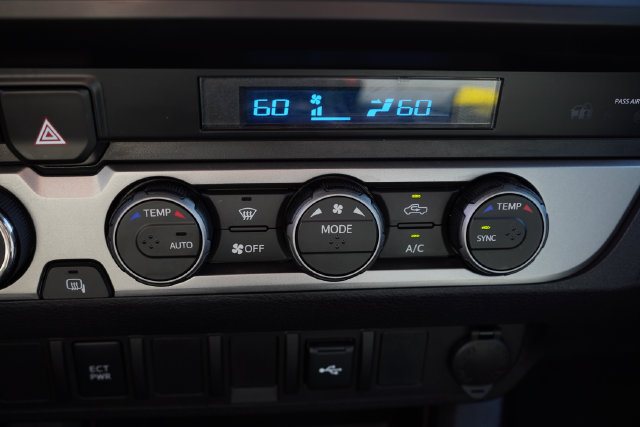 Used 2023 Toyota Tacoma SR AWD/4WD image 27