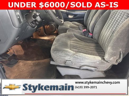 Used 2000 Chevrolet S10 Pickup LS w/ Preferred Equipment Group image 17