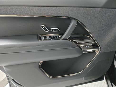 New 2026 Land Rover Range Rover Sport Dynamic SE AWD/4WD image 24