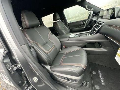 New 2026 Nissan Armada SL image 26