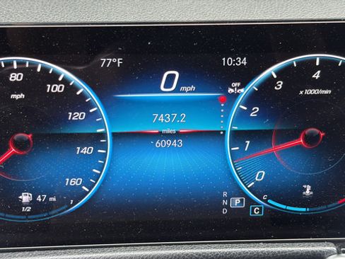 Used 2023 Mercedes-Benz GLB 250 4MATIC image 17