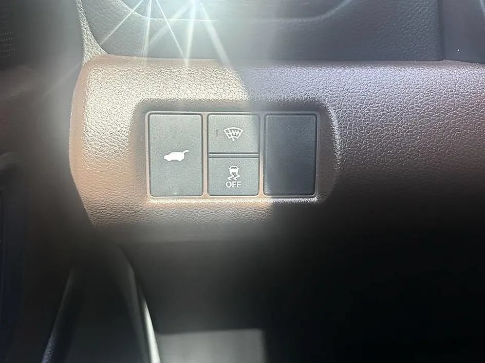 Used 2025 Honda Pilot Elite image 14