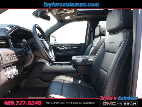 Used 2023 GMC Yukon Denali AWD/4WD image 5