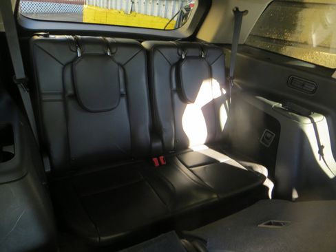 Used 2024 Lincoln Aviator AWD image 25