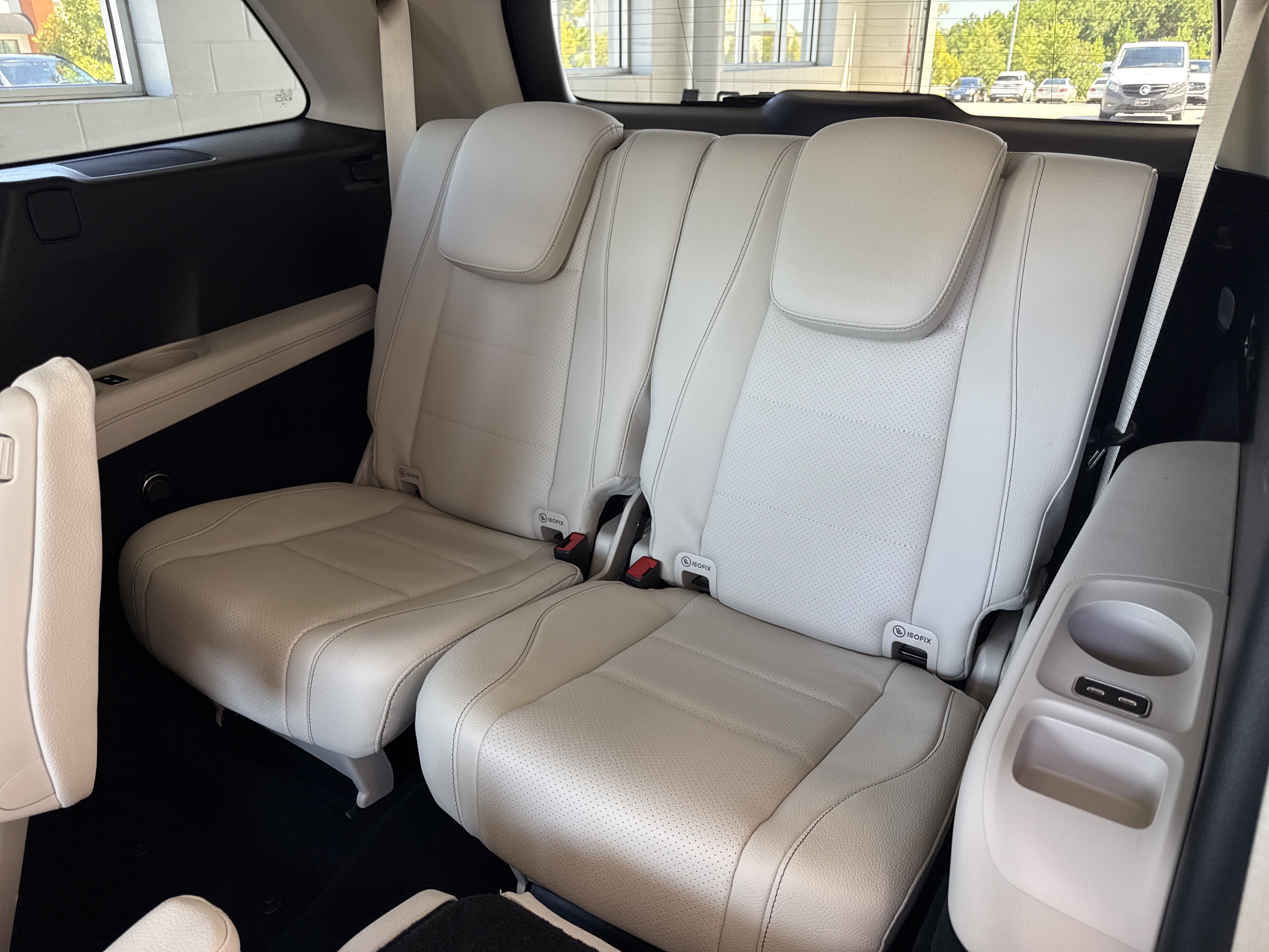 Certified 2024 Mercedes-Benz GLS 450 4MATIC image 30