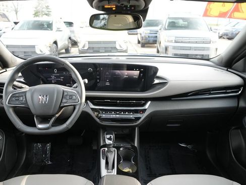 Used 2024 Buick Envista Avenir image 18