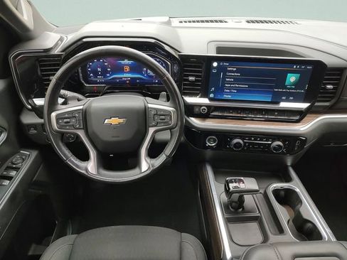 Used 2022 Chevrolet Silverado 1500 LT w/ LPO, Dark Essentials Package image 10