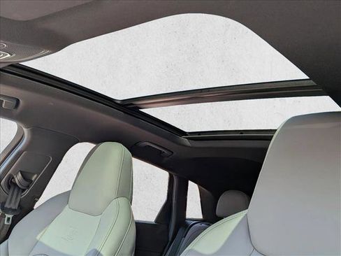 Certified 2023 Audi e-tron S Prestige w/ Prestige Package AWD/4WD image 16