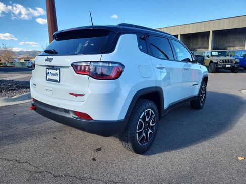 New 2026 Jeep Compass Trailhawk w/ Sun, Sound & Navigation Group AWD/4WD image 3