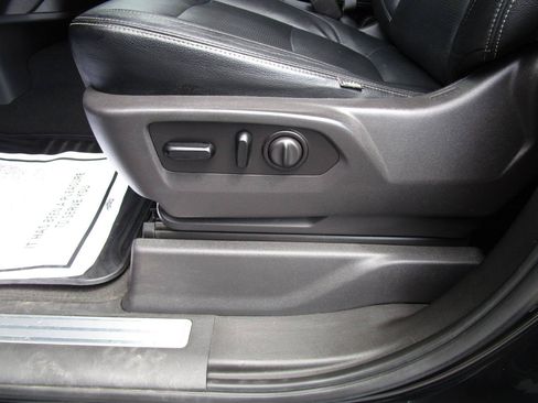 Used 2021 GMC Sierra 1500 SLE RWD image 19