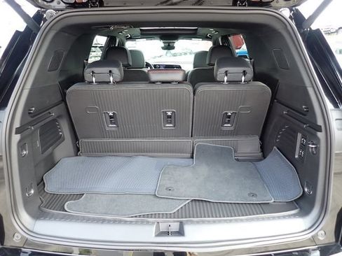 Used 2026 Chevrolet Traverse RS w/ LPO, Floor Liner Package AWD/4WD image 6