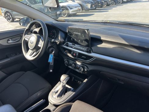 Certified 2021 Kia Forte LXS image 13