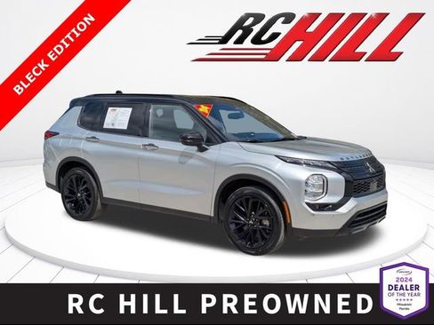 Used 2024 Mitsubishi Outlander SEL Black Edition image 1