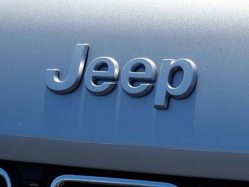 New 2025 Jeep Grand Cherokee Limited image 22