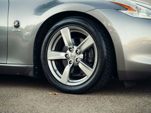 Used 2009 Nissan 370Z Coupe image 48