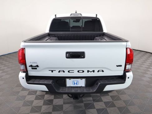 Used 2023 Toyota Tacoma 4x4 Double Cab image 6