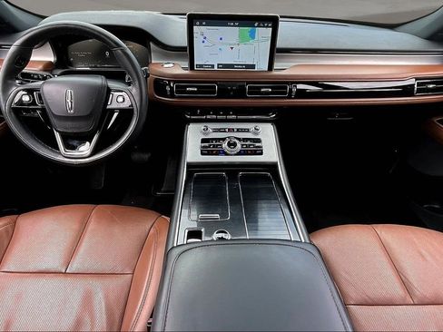 Used 2022 Lincoln Aviator Reserve w/ Equipment Group 201A RWD image 7