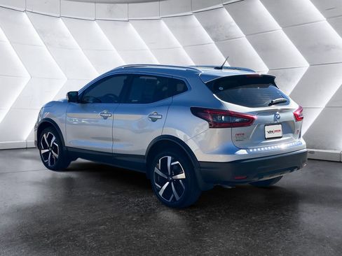 Used 2022 Nissan Rogue Sport SL w/ Premium Package image 6