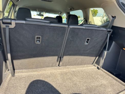 Used 2019 Volkswagen Atlas SE w/ Towing Package FWD image 18