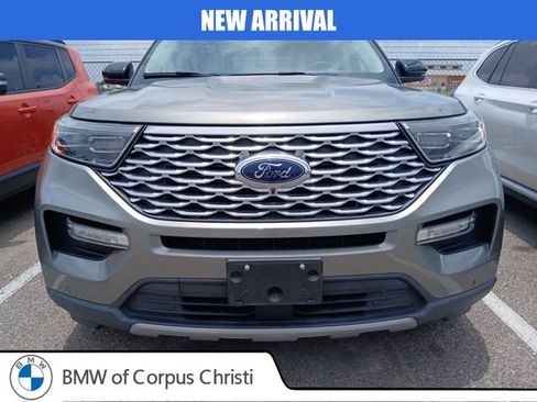 Used 2020 Ford Explorer Platinum w/ Premium Technology Package AWD/4WD image 6