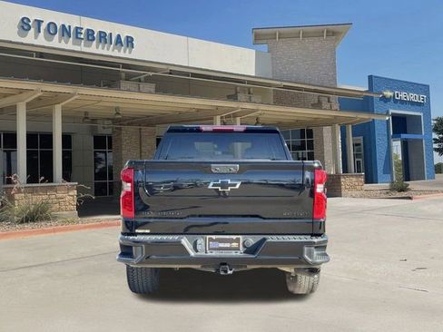 Used 2025 Chevrolet Silverado 1500 Custom w/ Turbomax Blackout Package image 6