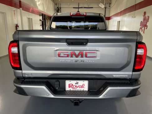 New 2026 GMC Canyon Elevation w/ Convenience Package image 5