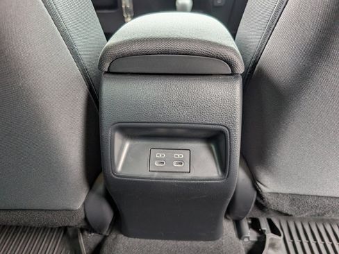 Used 2023 Toyota Corolla LE FWD image 7